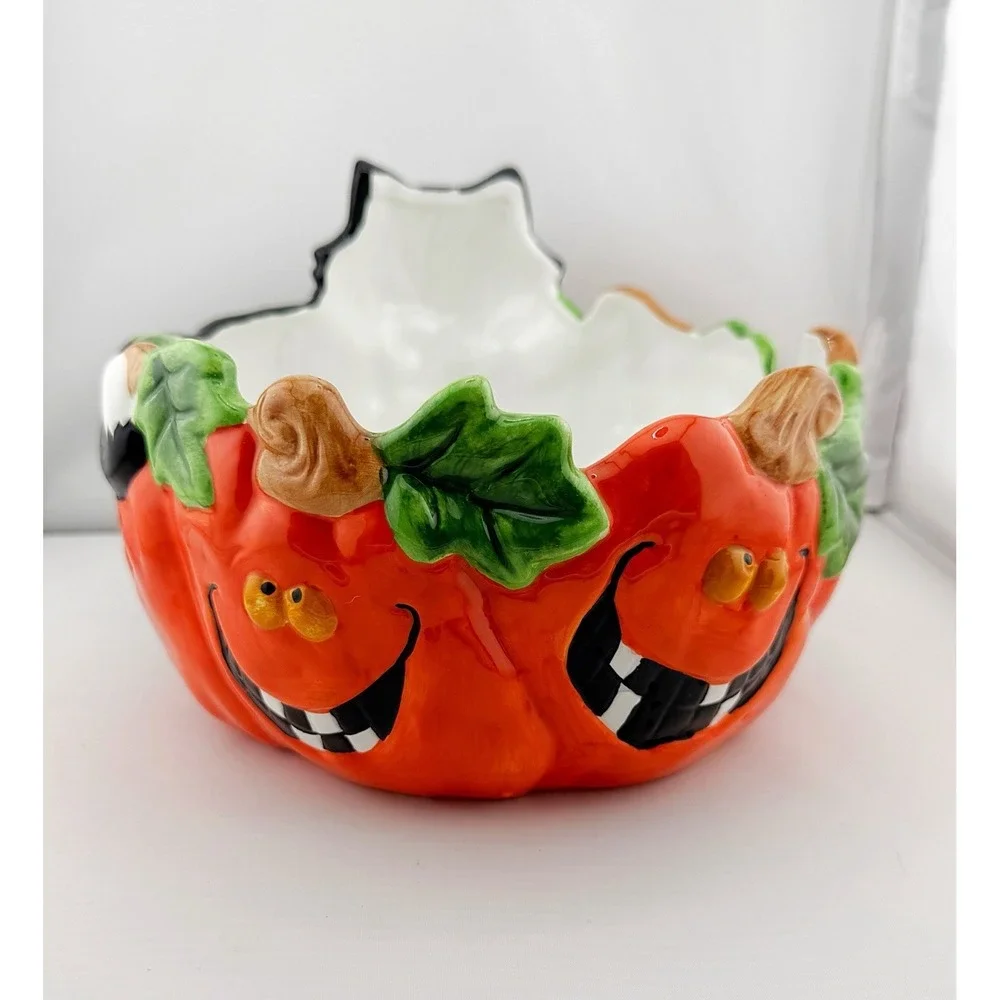 Our Holiday Way 2020 Cat & Pumpkin Decorative 32 Oz Ceramic Bowl